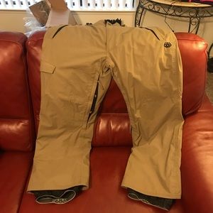 686 men’s snowboard/ski pants Mannual XXL khaki